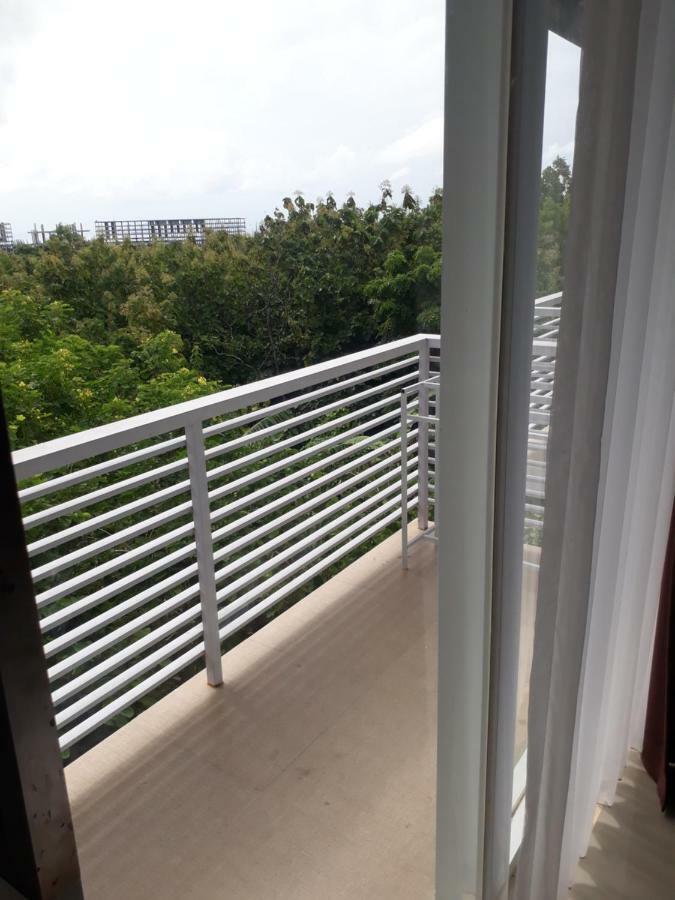 Brielle Guest House Jimbaran  Exterior photo